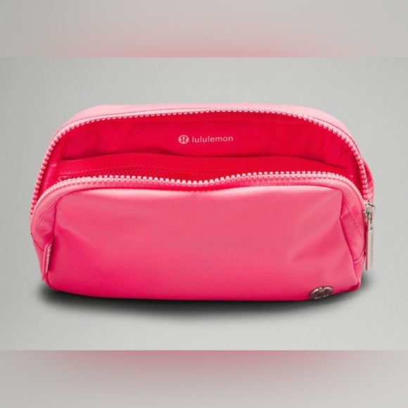 NWT Lululemon Everywhere Belt Bag 1L Sakura Pink - Picture 3 of 11